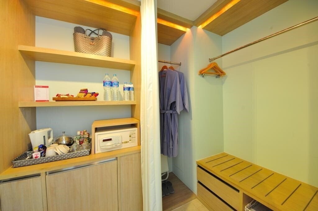 Территория Ramada Southsea Karon Beach 4*